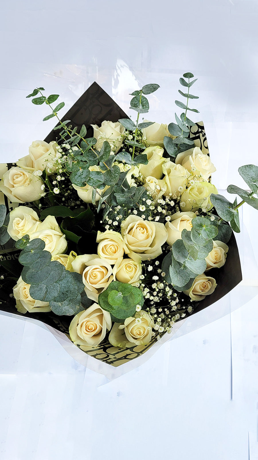 Yellow Roses Bouquet: 2 feet tall each rose