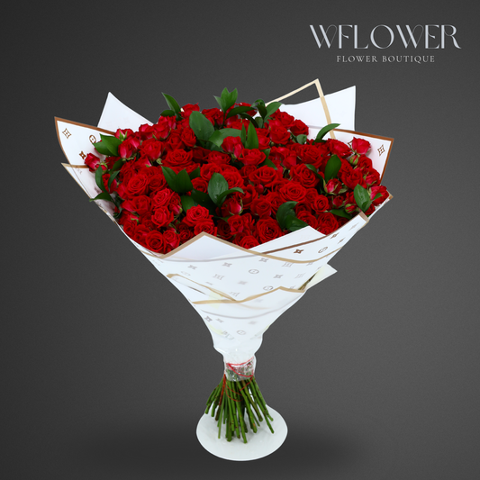 Rouge Royale Signature Bouquet (70 cm)