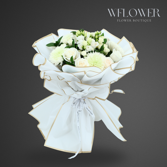 Ivory Whisper Signature Bouquet with Vase